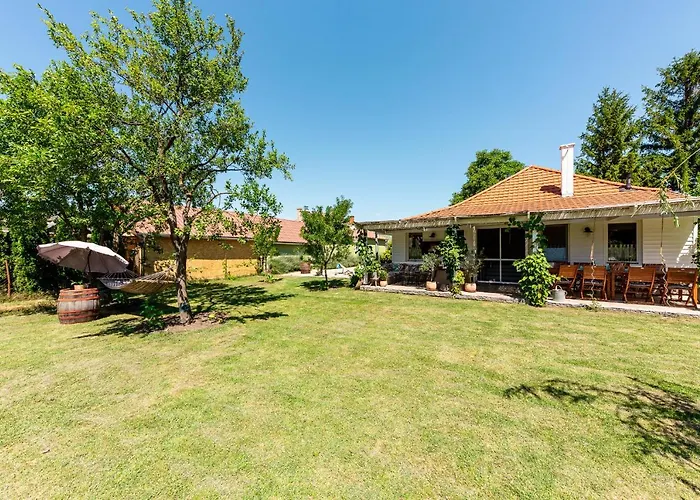 Berrybay Holiday home Balatonkeresztur